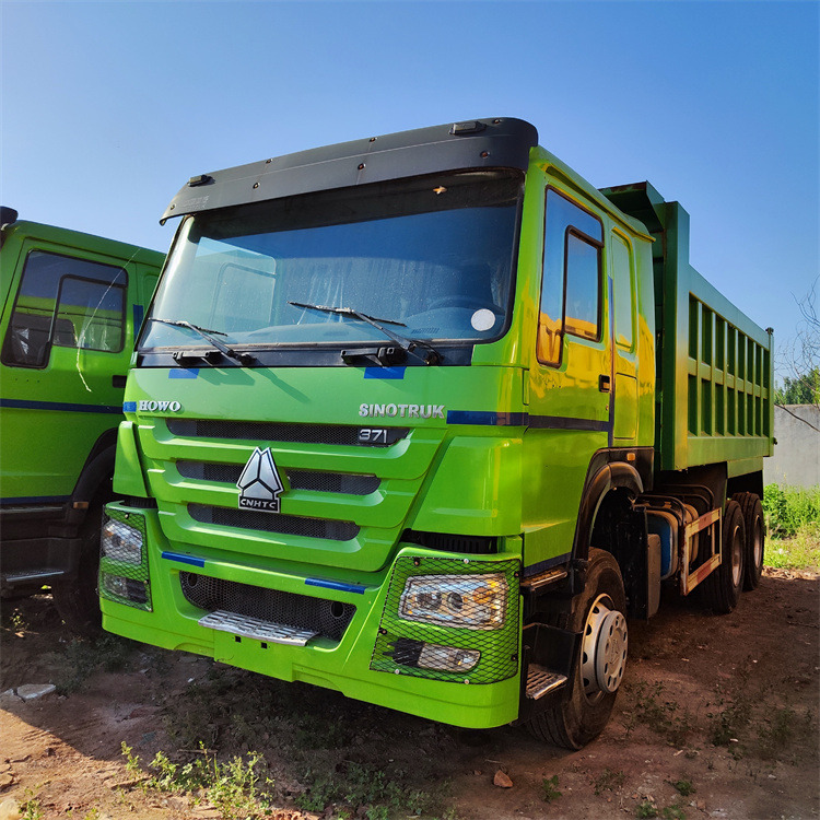 Sinotruck HOWO - Самоскид вантажівка: фото 1 Sinotruck HOWO - Самоскид вантажівка: фото 1