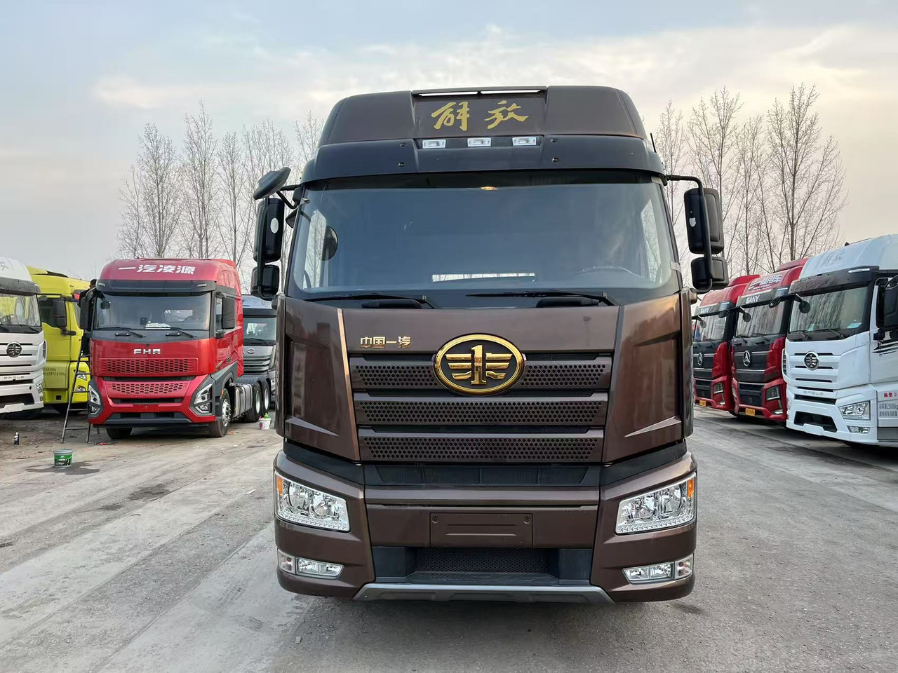 FAW J6P - Тягач: фото 2 FAW J6P - Тягач: фото 2