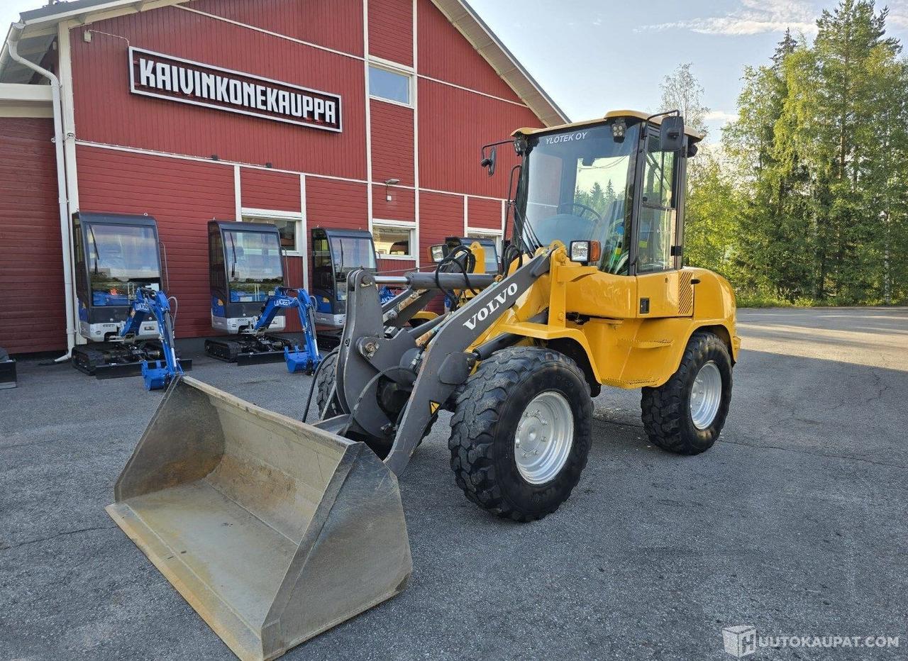 Volvo L30B, 2006, Diesel, 7 400 h Pyöräkuormaaja, Seinäjoki - Будівельна техніка: фото 1 Volvo L30B, 2006, Diesel, 7 400 h Pyöräkuormaaja, Seinäjoki - Будівельна техніка: фото 1
