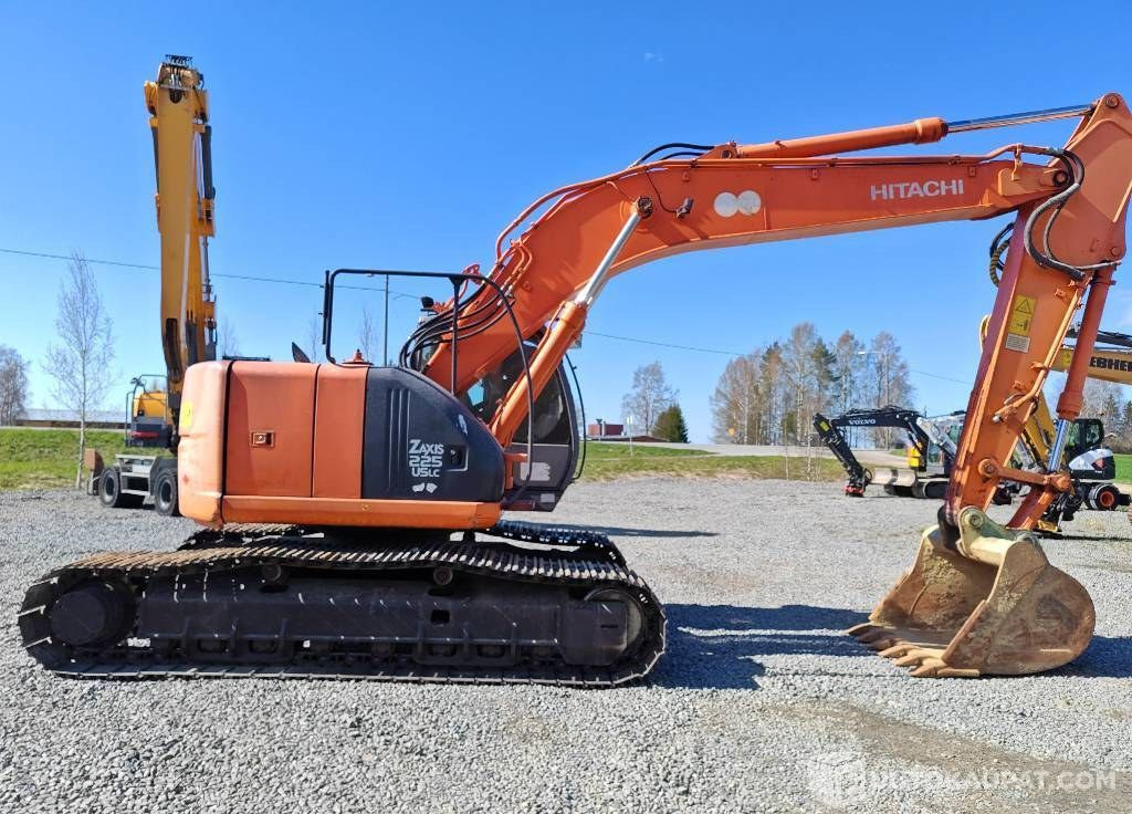 Hitachi ZX 225 US, 2003, 16 156 h Kaivinkone, Kurikka - Гусеничний екскаватор: фото 2 Hitachi ZX 225 US, 2003, 16 156 h Kaivinkone, Kurikka - Гусеничний екскаватор: фото 2