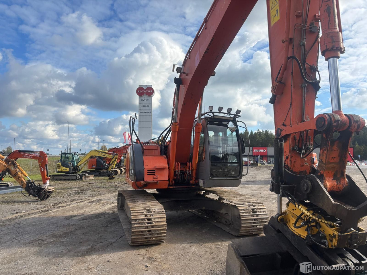 Hitachi ZX 225 USR lc kaivinkone, Lieto - Гусеничний екскаватор: фото 5 Hitachi ZX 225 USR lc kaivinkone, Lieto - Гусеничний екскаватор: фото 5