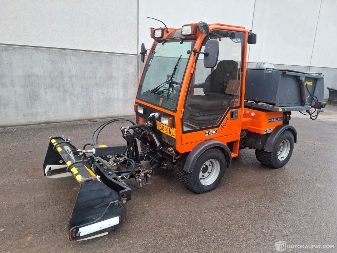 Holder C 240, 1999, Kiinteistötraktori, Sis alv 25,5%, Nurmijärvi - Снігоприбиральна машина: фото 5 Holder C 240, 1999, Kiinteistötraktori, Sis alv 25,5%, Nurmijärvi - Снігоприбиральна машина: фото 5