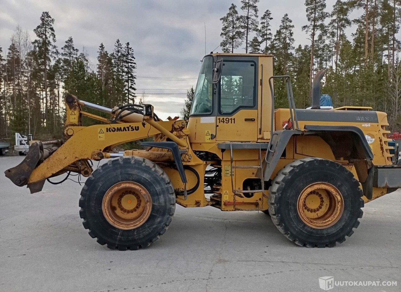 Komatsu WA 380-3H, 1999, Diesel, 15 880 h Pyöräkuormaaja, Leppävirta - Колісний навантажувач: фото 1 Komatsu WA 380-3H, 1999, Diesel, 15 880 h Pyöräkuormaaja, Leppävirta - Колісний навантажувач: фото 1