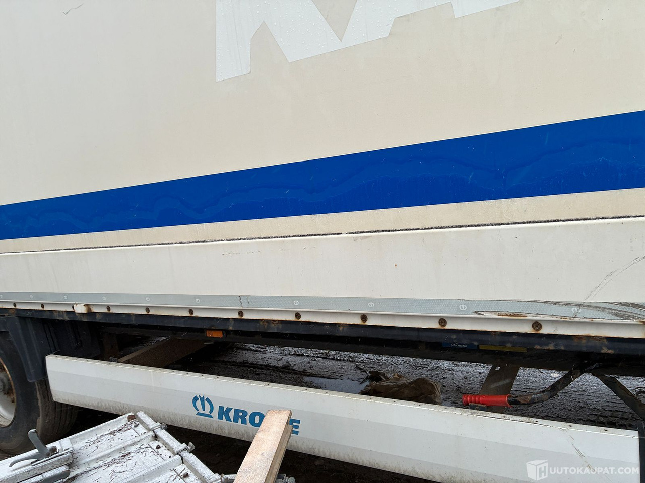 Krone Puoliperävaunu, 2014, Hyvinkää - Закритий кузов напівпричіп: фото 5 Krone Puoliperävaunu, 2014, Hyvinkää - Закритий кузов напівпричіп: фото 5