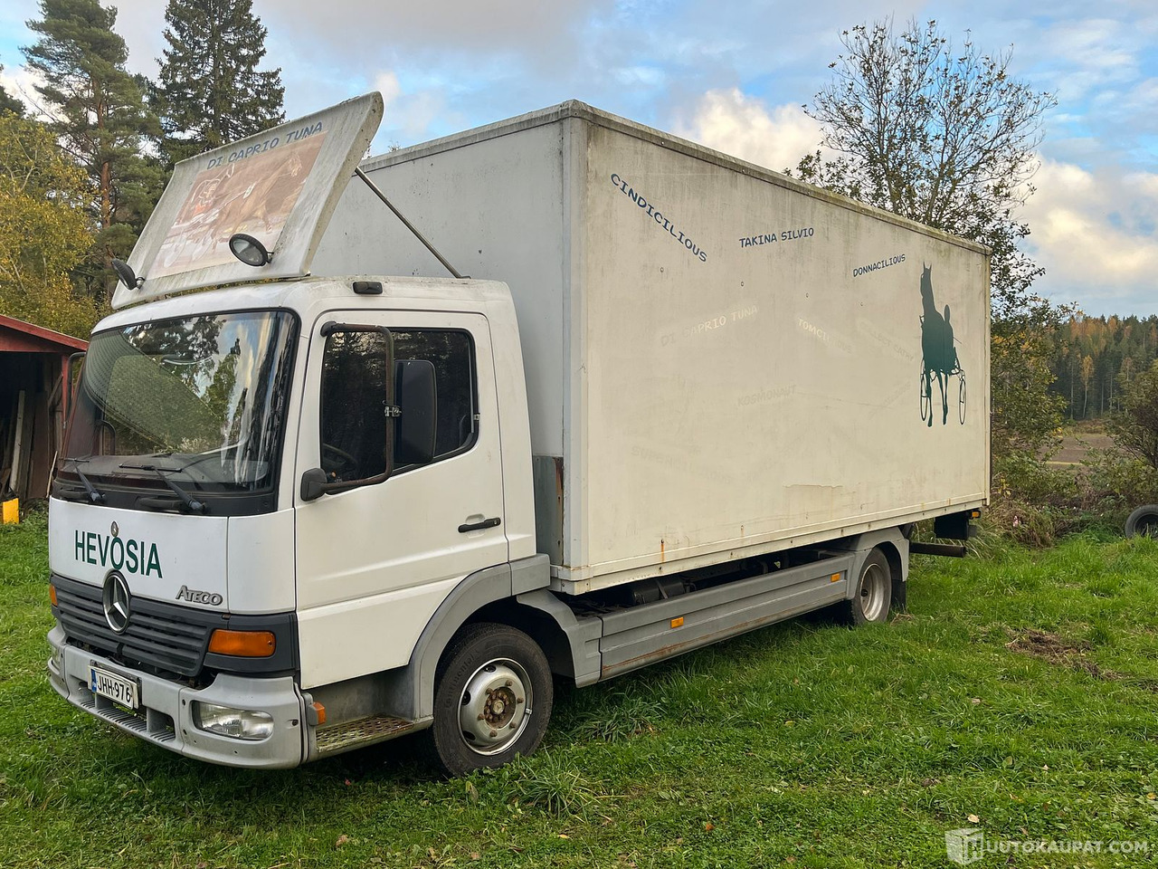 Mercedes-Benz Atego, hevoskuljetusauto, 2000, Inkoo - Вантажівка: фото 2 Mercedes-Benz Atego, hevoskuljetusauto, 2000, Inkoo - Вантажівка: фото 2