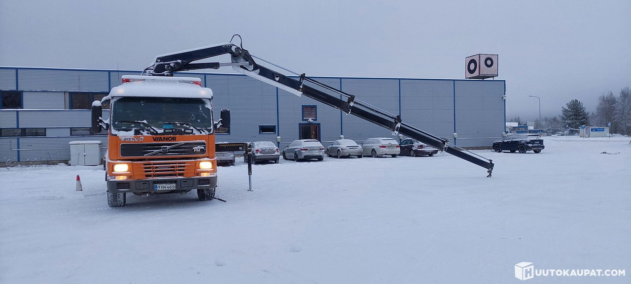 Volvo FM7, 1999, Kajaani - Бортова вантажівка/ Платформа, Вантажівка з маніпулятором: фото 3 Volvo FM7, 1999, Kajaani - Бортова вантажівка/ Платформа, Вантажівка з маніпулятором: фото 3