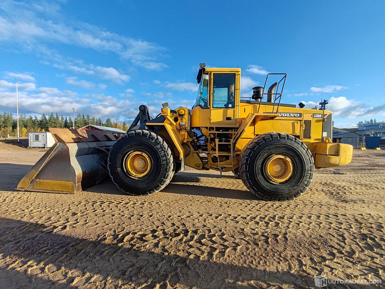 Volvo L220D pyöräkuormaaja, 21279h, 1998, Karvia - Колісний навантажувач: фото 3 Volvo L220D pyöräkuormaaja, 21279h, 1998, Karvia - Колісний навантажувач: фото 3