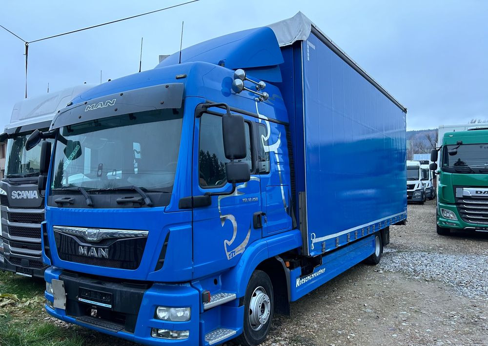 MAN TGL 12.250 cena za ZESTAW TANDEM UNIKAT przebieg z Niemiec MANUAL HAK / EURO 6 / przyczepa zestaw jumbo / opony 80% - Тентована вантажівка: фото 3 MAN TGL 12.250 cena za ZESTAW TANDEM UNIKAT przebieg z Niemiec MANUAL HAK / EURO 6 / przyczepa zestaw jumbo / opony 80% - Тентована вантажівка: фото 3