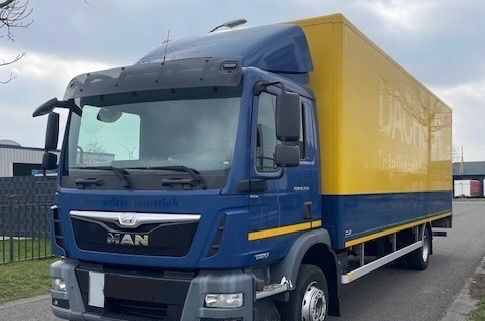 MAN TGM TGL 12.250 z Holandii KLIMA 7.2m AUTOMAT WINDA TOP CENA euro 6 nauka jazdy ESP ASR - Вантажівка з закритим кузовом: фото 2 MAN TGM TGL 12.250 z Holandii KLIMA 7.2m AUTOMAT WINDA TOP CENA euro 6 nauka jazdy ESP ASR - Вантажівка з закритим кузовом: фото 2