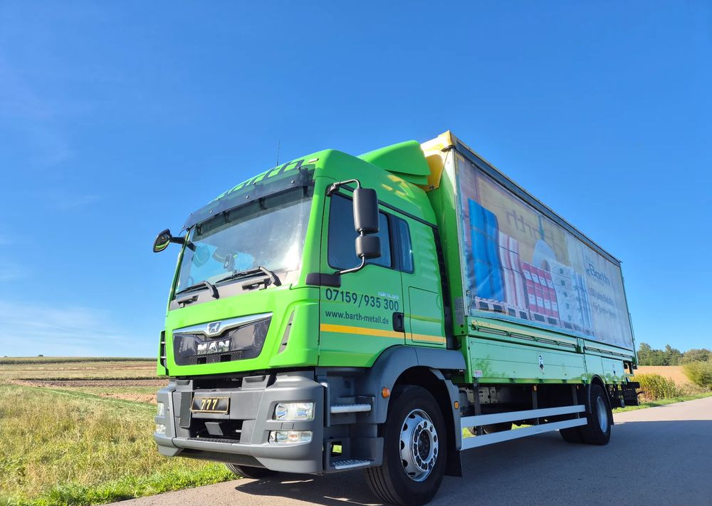 MAN Tgm 18.320 FULL SERWIS UNIKAT TOP ORYGINALNY PRZEBIEG z Niemiec AUTOMAT WINDA ACC Pirelli klima postojowa 18.250 18.290 15.250 15.290 15.320 - Тентована вантажівка: фото 2 MAN Tgm 18.320 FULL SERWIS UNIKAT TOP ORYGINALNY PRZEBIEG z Niemiec AUTOMAT WINDA ACC Pirelli klima postojowa 18.250 18.290 15.250 15.290 15.320 - Тентована вантажівка: фото 2