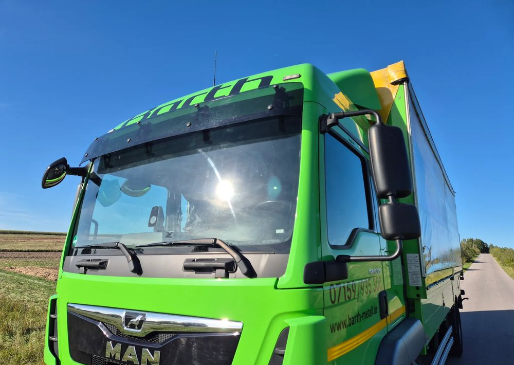 MAN Tgm 18.320 FULL SERWIS UNIKAT TOP ORYGINALNY PRZEBIEG z Niemiec AUTOMAT WINDA ACC Pirelli klima postojowa 18.250 18.290 15.250 15.290 15.320 - Тентована вантажівка: фото 4 MAN Tgm 18.320 FULL SERWIS UNIKAT TOP ORYGINALNY PRZEBIEG z Niemiec AUTOMAT WINDA ACC Pirelli klima postojowa 18.250 18.290 15.250 15.290 15.320 - Тентована вантажівка: фото 4