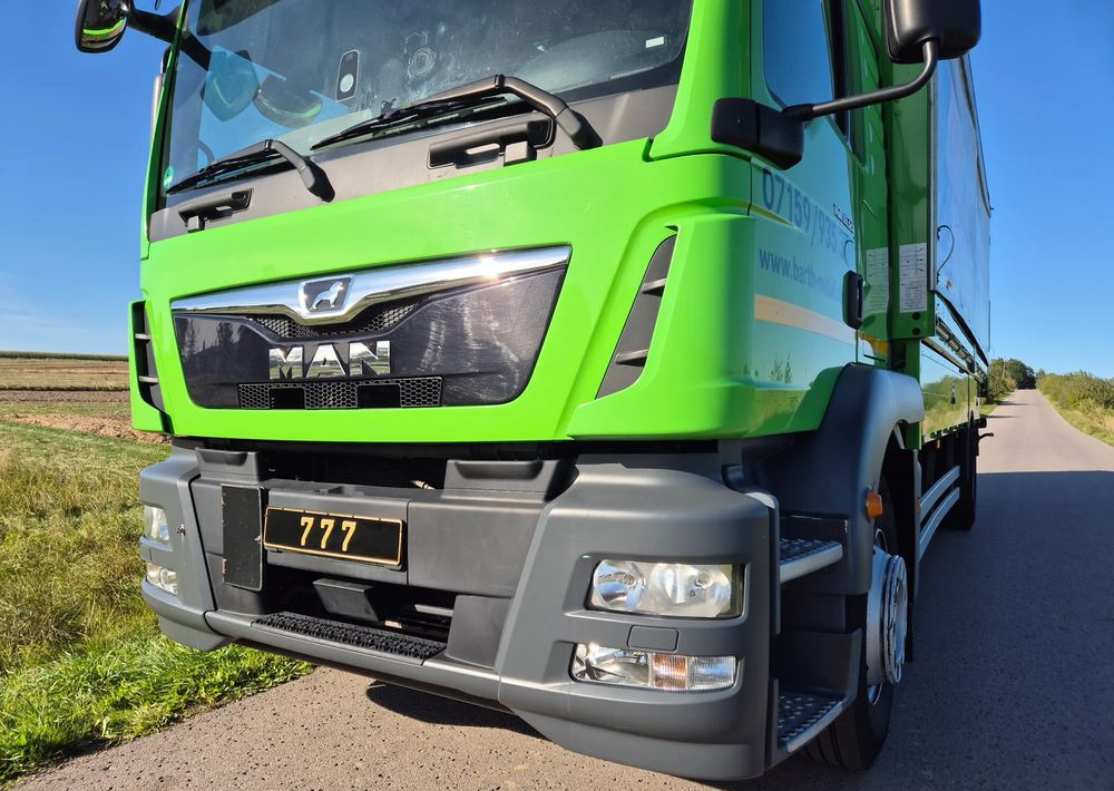 MAN Tgm 18.320 FULL SERWIS UNIKAT TOP ORYGINALNY PRZEBIEG z Niemiec AUTOMAT WINDA ACC Pirelli klima postojowa 18.250 18.290 15.250 15.290 15.320 - Тентована вантажівка: фото 3 MAN Tgm 18.320 FULL SERWIS UNIKAT TOP ORYGINALNY PRZEBIEG z Niemiec AUTOMAT WINDA ACC Pirelli klima postojowa 18.250 18.290 15.250 15.290 15.320 - Тентована вантажівка: фото 3
