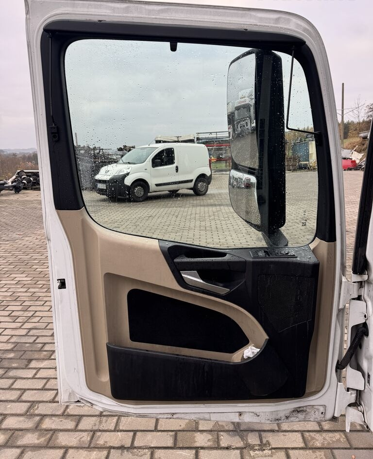 Mercedes-Benz ACTROS MP 4 LEWE truck - Двері та запчастини в категорії Вантажівки: фото 3 Mercedes-Benz ACTROS MP 4 LEWE truck - Двері та запчастини в категорії Вантажівки: фото 3