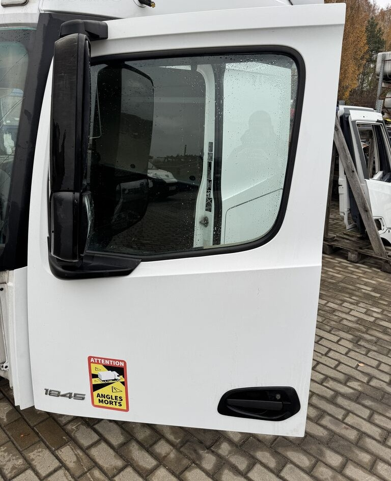 Mercedes-Benz ACTROS MP 4 LEWE truck - Двері та запчастини в категорії Вантажівки: фото 1 Mercedes-Benz ACTROS MP 4 LEWE truck - Двері та запчастини в категорії Вантажівки: фото 1