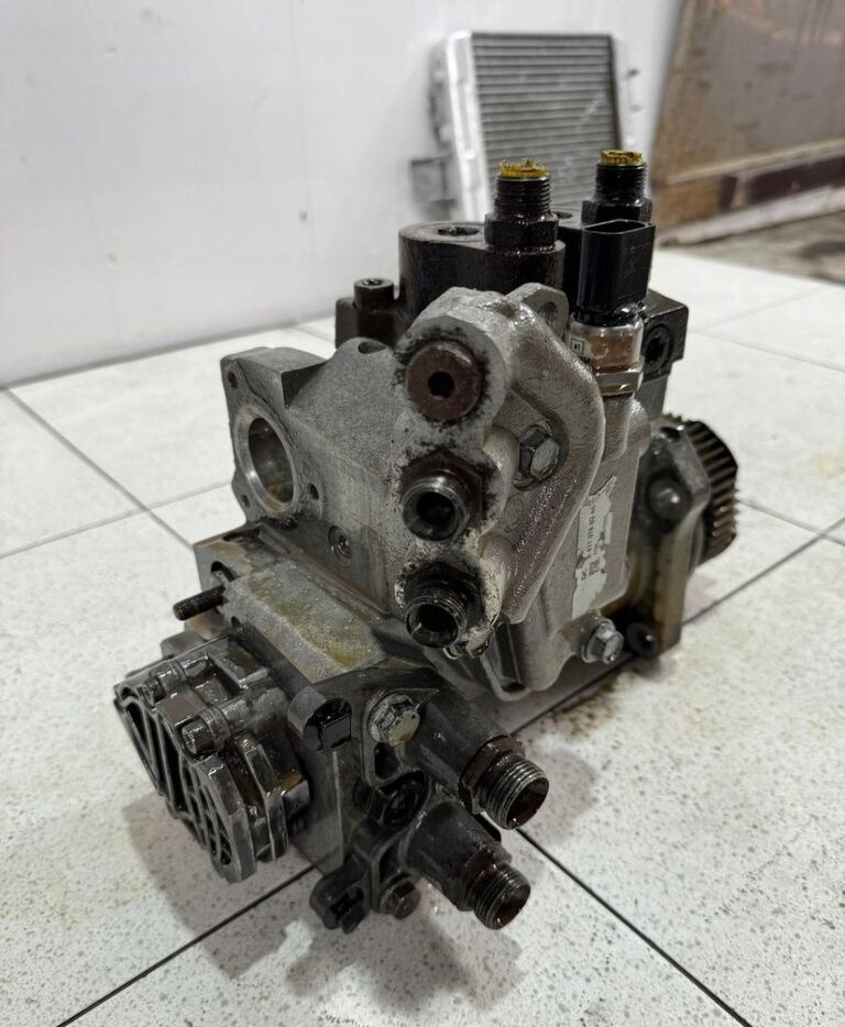 Mercedes-Benz Actros MP 4 A4700900850 truck - Паливний насос в категорії Вантажівки: фото 4 Mercedes-Benz Actros MP 4 A4700900850 truck - Паливний насос в категорії Вантажівки: фото 4