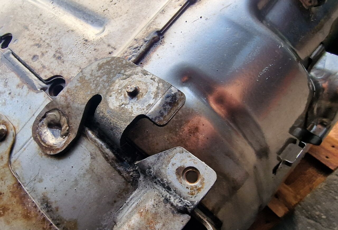 Scania Katalizator DPF R XPI Euro 6 DC13 2164453 2158333 Scania R XPI 410 Euro 6 DC13 2164453 2158333 truck - Глушник в категорії Вантажівки: фото 3 Scania Katalizator DPF R XPI Euro 6 DC13 2164453 2158333 Scania R XPI 410 Euro 6 DC13 2164453 2158333 truck - Глушник в категорії Вантажівки: фото 3