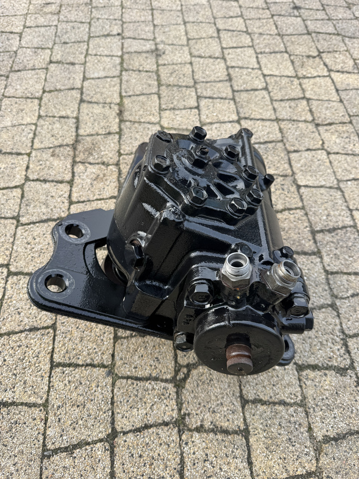 Ford F-Max 500 - Рульова колонка: фото 2 Ford F-Max 500 - Рульова колонка: фото 2