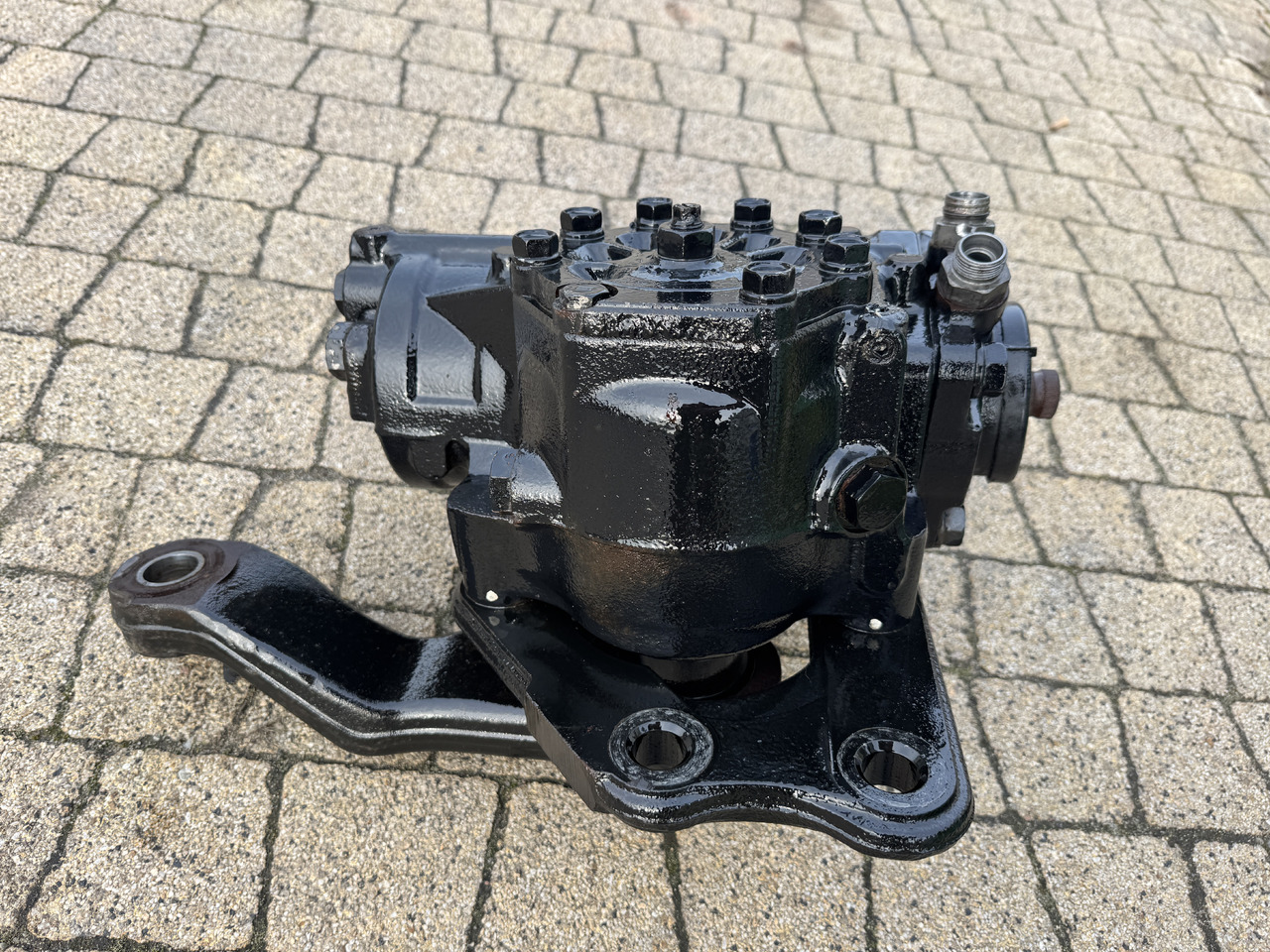 Ford F-Max 500 - Рульова колонка: фото 3 Ford F-Max 500 - Рульова колонка: фото 3