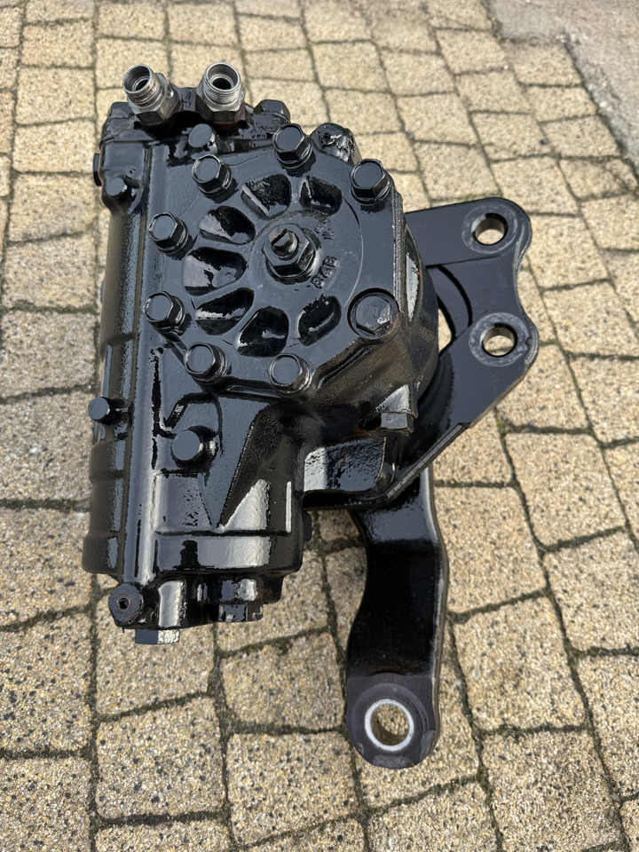 Ford F-Max 500 - Рульова колонка: фото 4 Ford F-Max 500 - Рульова колонка: фото 4