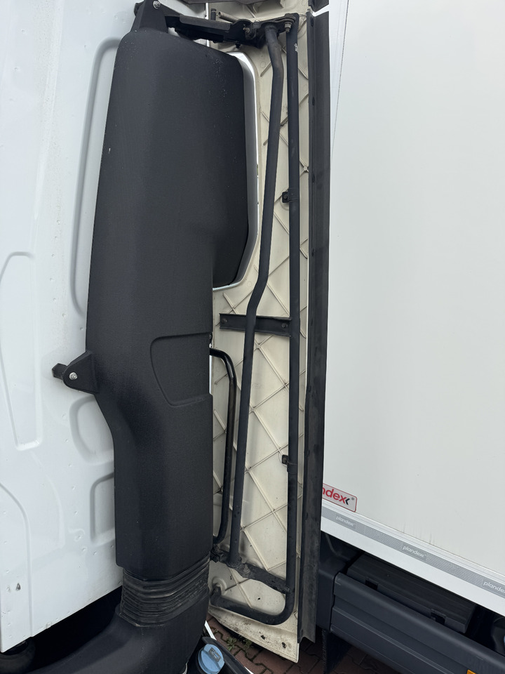 Ford F-Max Cargo - Кабіна: фото 3 Ford F-Max Cargo - Кабіна: фото 3