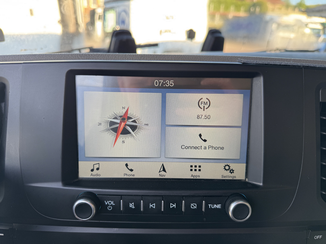 Ford F-Max - Кабіна й інтер'єр: фото 1 Ford F-Max - Кабіна й інтер'єр: фото 1