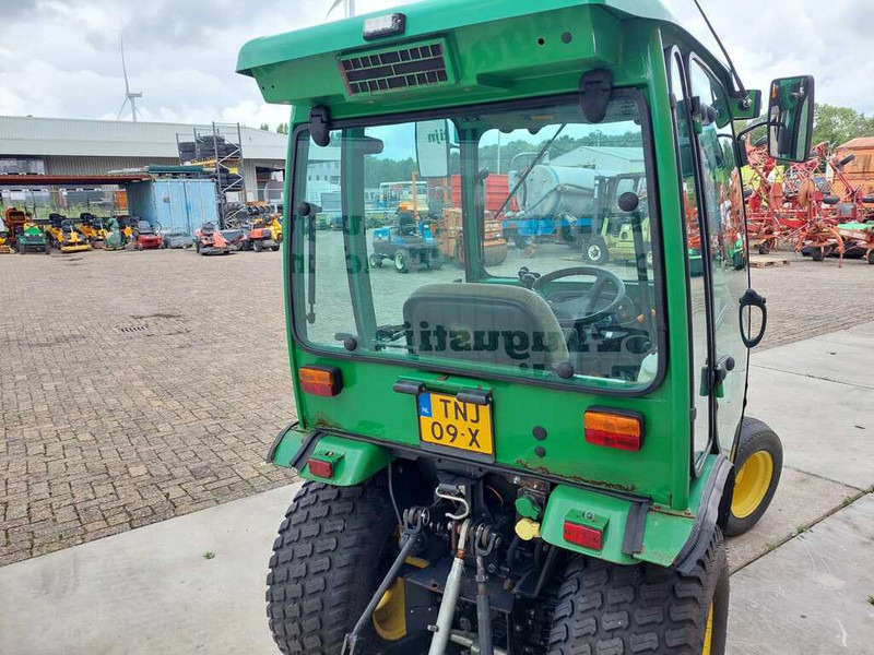 John Deere 2320 - Мінітрактор: фото 5 John Deere 2320 - Мінітрактор: фото 5