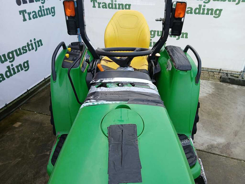 John Deere 4310 - Трактор: фото 2 John Deere 4310 - Трактор: фото 2