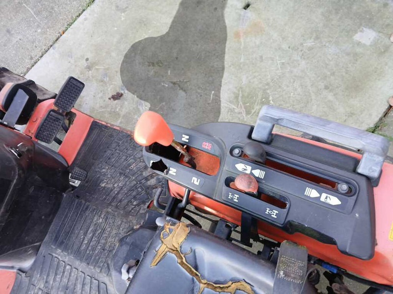 Kubota B 2420 - Мінітрактор: фото 5 Kubota B 2420 - Мінітрактор: фото 5