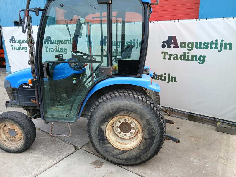 New Holland TC 27 - Мінітрактор: фото 4 New Holland TC 27 - Мінітрактор: фото 4