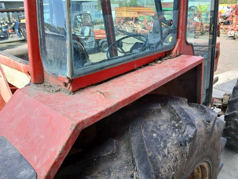 Renault 781-4 - Трактор: фото 2 Renault 781-4 - Трактор: фото 2