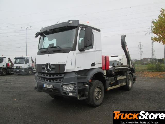 Mercedes-Benz Arocs 1845 LK - Скіповий навантажувач вантажівка: фото 1 Mercedes-Benz Arocs 1845 LK - Скіповий навантажувач вантажівка: фото 1