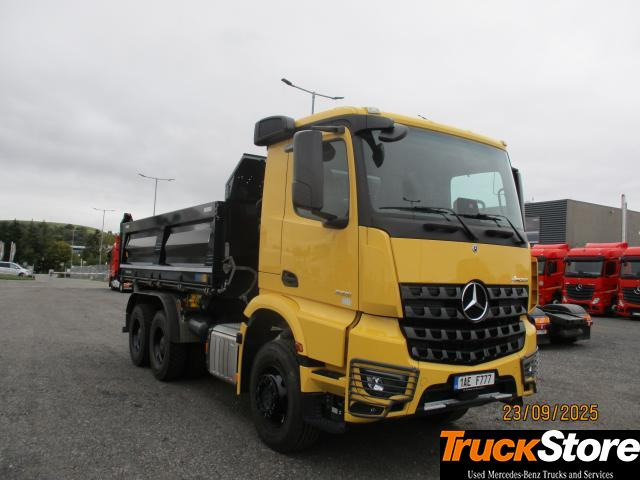 Mercedes-Benz Arocs 3351 K - Самоскид вантажівка: фото 2 Mercedes-Benz Arocs 3351 K - Самоскид вантажівка: фото 2