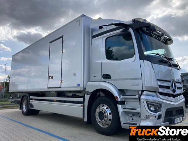 Mercedes-Benz eActros 300 L - Рефрижератор вантажівка: фото 2 Mercedes-Benz eActros 300 L - Рефрижератор вантажівка: фото 2