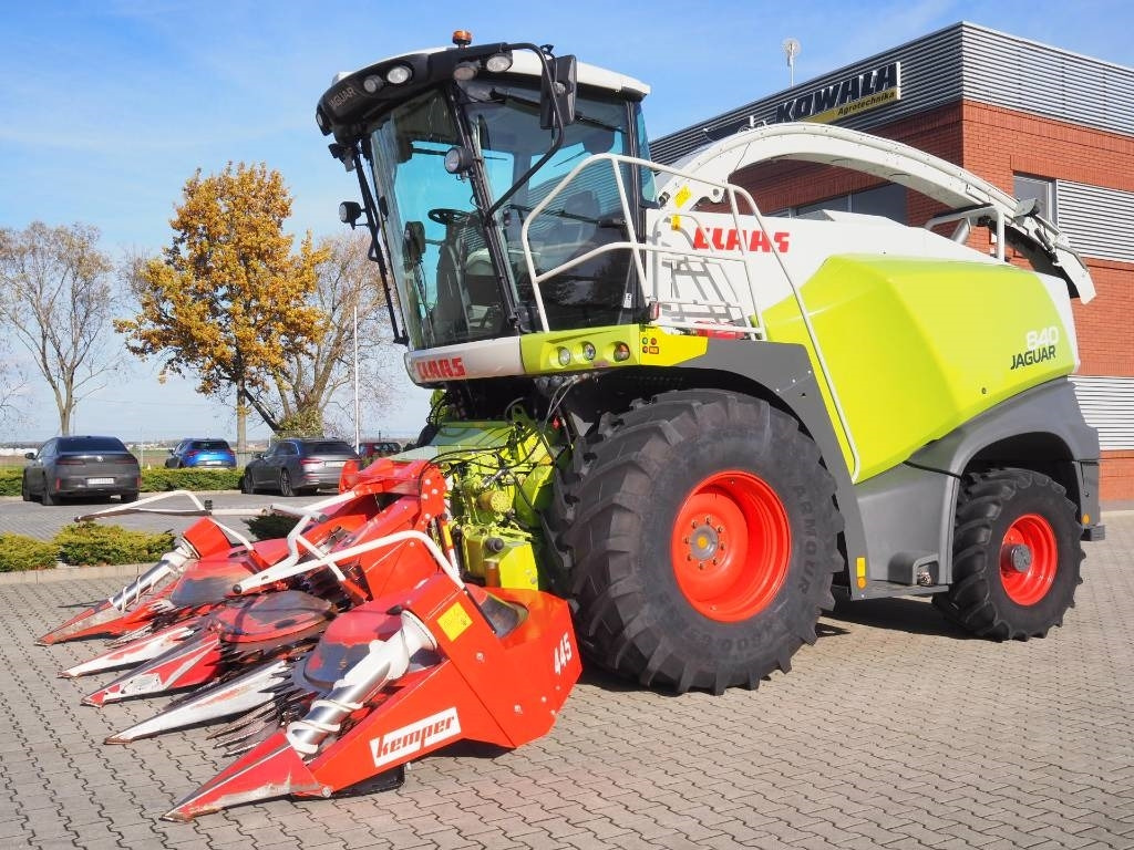 Claas Jaguar 840 4x4 + Kemper 445 - Кормозбиральний комбайн: фото 5 Claas Jaguar 840 4x4 + Kemper 445 - Кормозбиральний комбайн: фото 5