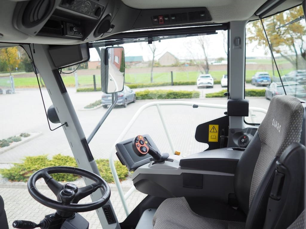 Claas Jaguar 940 4x4 - Кормозбиральний комбайн: фото 5 Claas Jaguar 940 4x4 - Кормозбиральний комбайн: фото 5