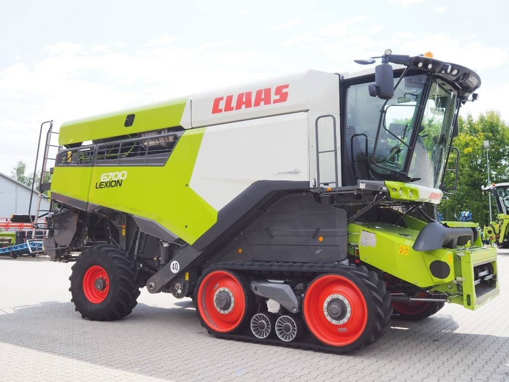 Claas Lexion 6700TT GPS + V930 - Зернозбиральний комбайн: фото 4 Claas Lexion 6700TT GPS + V930 - Зернозбиральний комбайн: фото 4