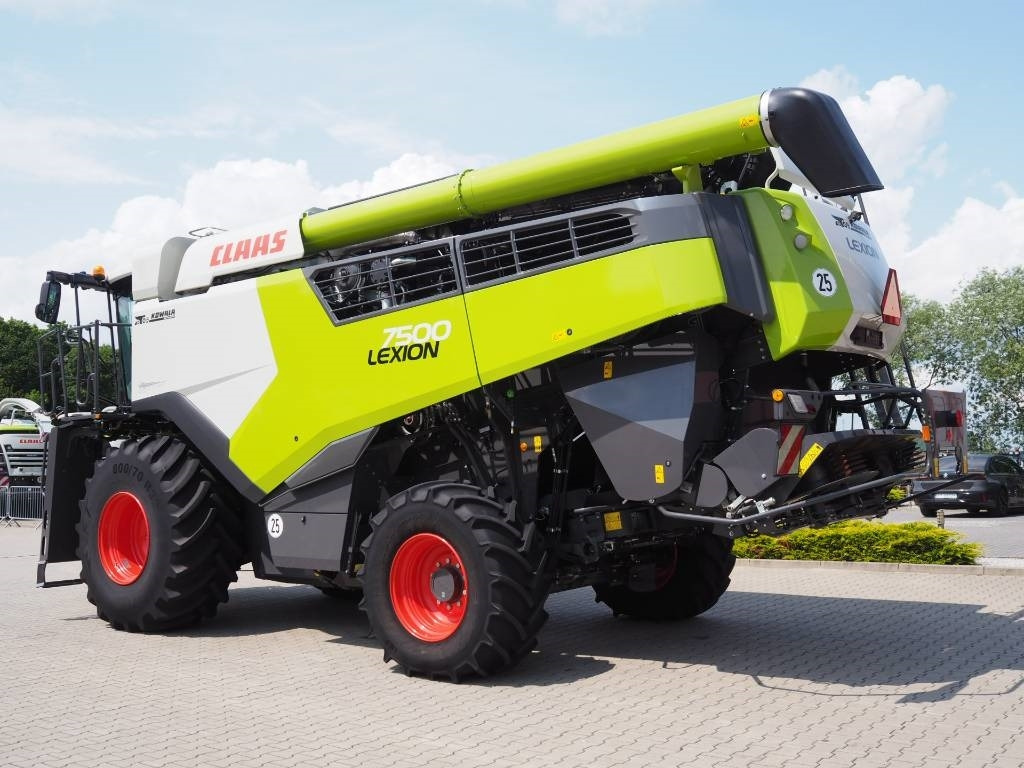 Claas Lexion 7500 + V930 - Зернозбиральний комбайн: фото 2 Claas Lexion 7500 + V930 - Зернозбиральний комбайн: фото 2