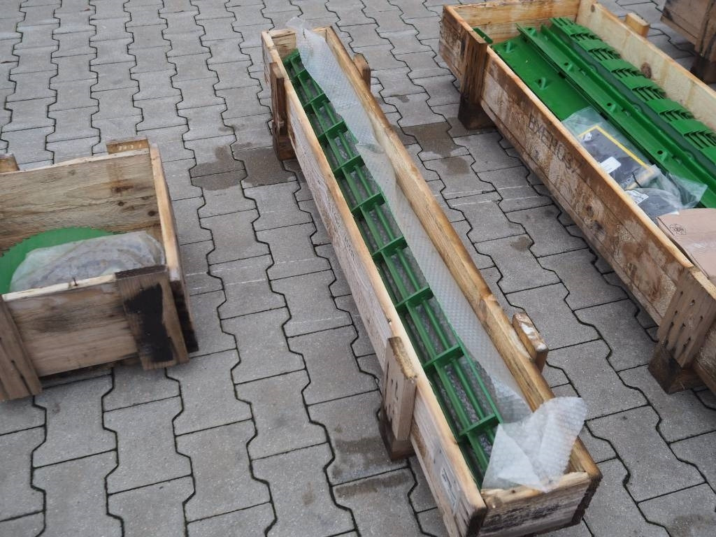 John Deere T660, T670 retrofit kit on corn - Навісне обладнання для комбайна: фото 3 John Deere T660, T670 retrofit kit on corn - Навісне обладнання для комбайна: фото 3