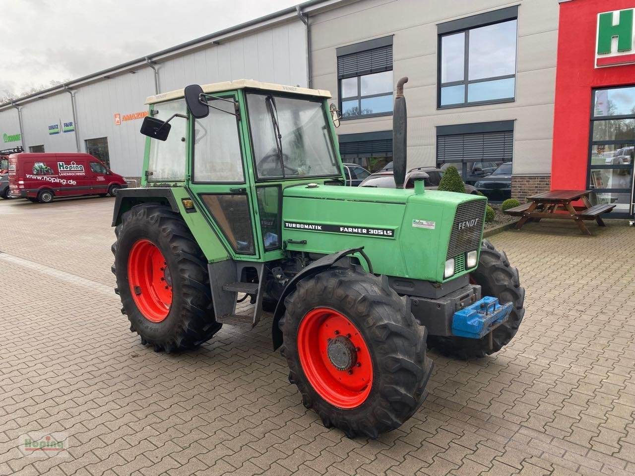 Fendt 305 - Трактор: фото 2 Fendt 305 - Трактор: фото 2
