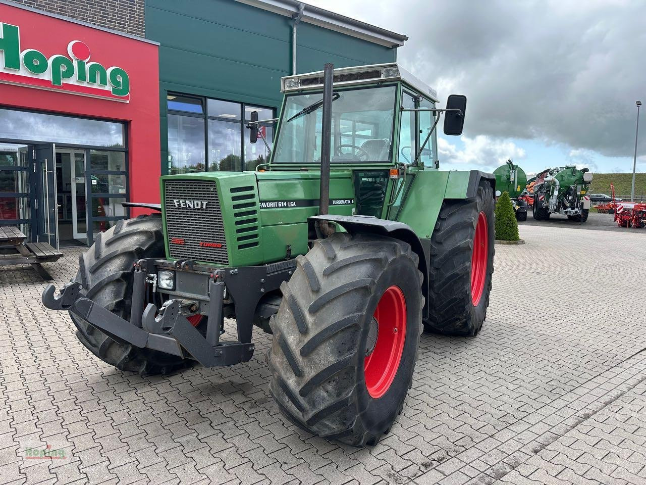 Fendt Favorit 614 LSA Turbomatik - Трактор: фото 2 Fendt Favorit 614 LSA Turbomatik - Трактор: фото 2