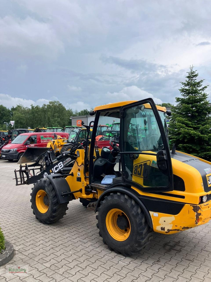 JCB 407 - Колісний навантажувач: фото 3 JCB 407 - Колісний навантажувач: фото 3