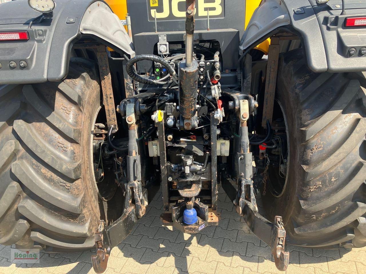 JCB 4220 - Трактор: фото 4 JCB 4220 - Трактор: фото 4