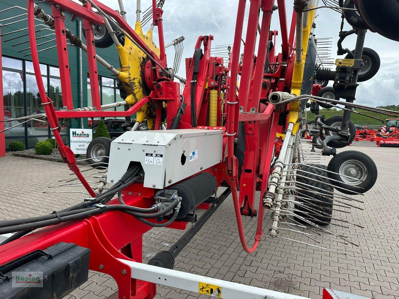 Pöttinger TOP 1252 C - Сіноворушилка: фото 5 Pöttinger TOP 1252 C - Сіноворушилка: фото 5