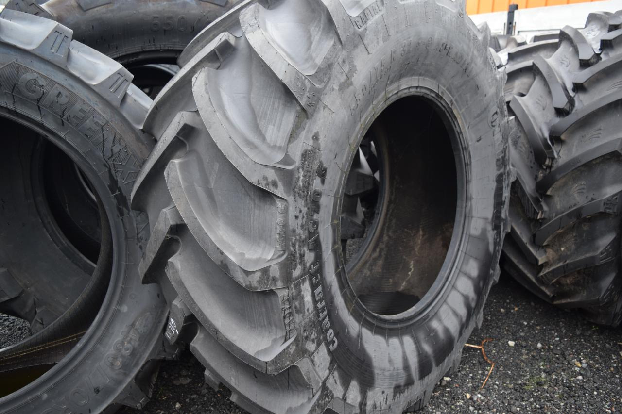 Continental 650/75R32 - Шина: фото 1 Continental 650/75R32 - Шина: фото 1