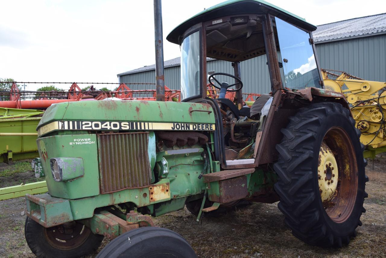 John Deere 2040 S *zur Teileverwertung* - Трактор: фото 1 John Deere 2040 S *zur Teileverwertung* - Трактор: фото 1