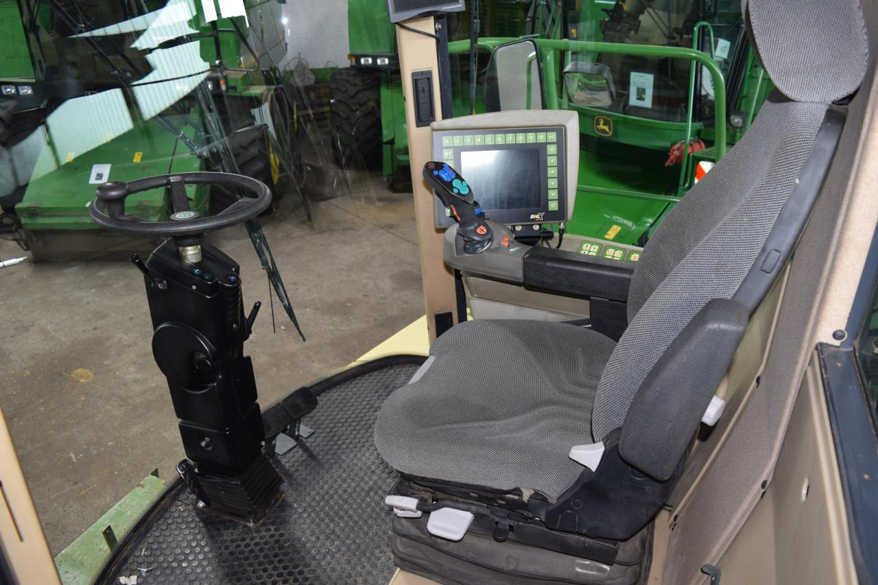 Кормозбиральний комбайн Krone Big X V8: фото 6 Кормозбиральний комбайн Krone Big X V8: фото 6