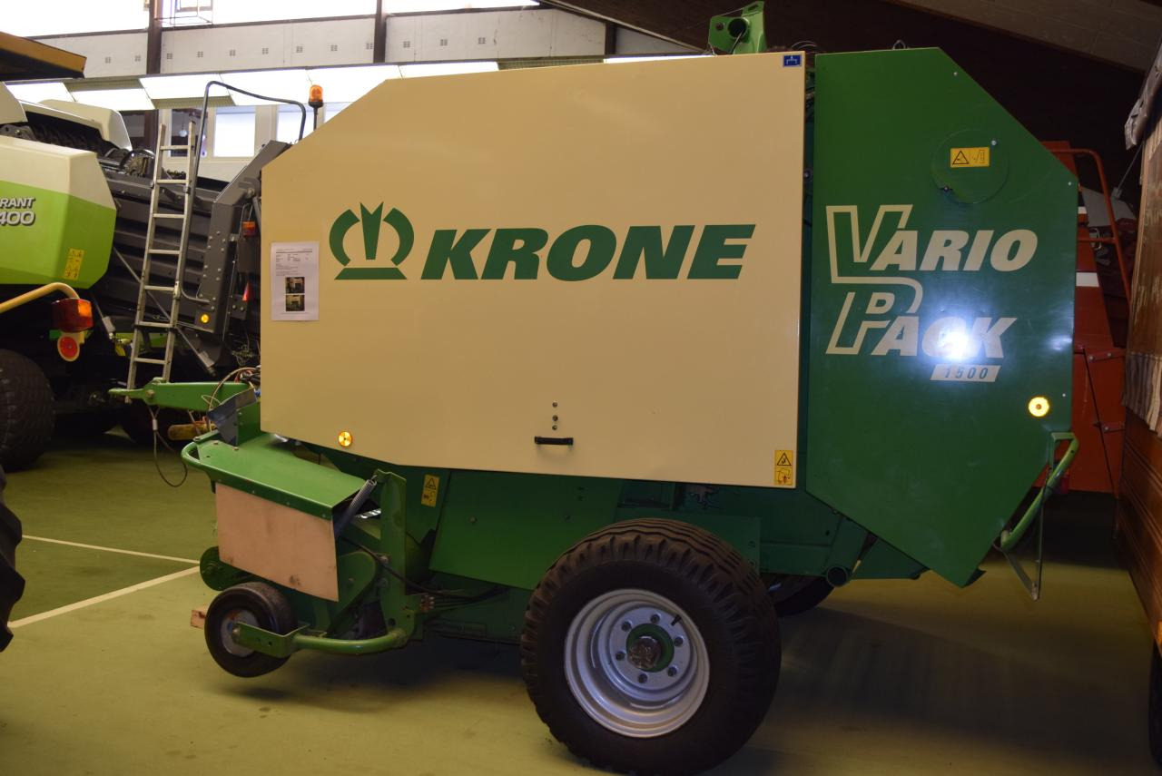 Krone Vario Pack 1500 - Прес-підбирач рулонний: фото 2 Krone Vario Pack 1500 - Прес-підбирач рулонний: фото 2
