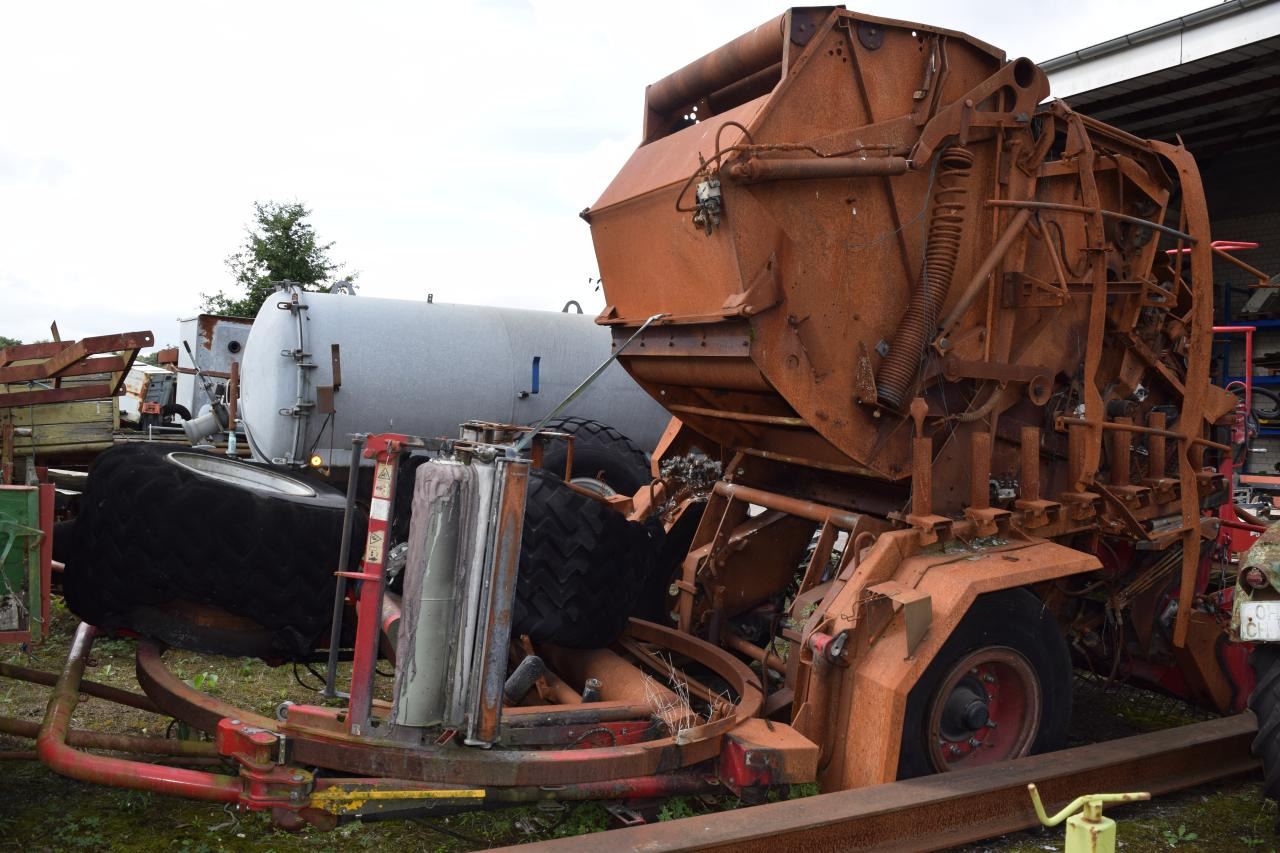 Lely Welger *zur Teileverwertung* - Прес-підбирач рулонний: фото 3 Lely Welger *zur Teileverwertung* - Прес-підбирач рулонний: фото 3