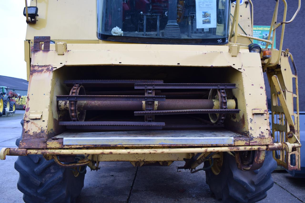 New Holland TC 56 - Зернозбиральний комбайн: фото 5 New Holland TC 56 - Зернозбиральний комбайн: фото 5