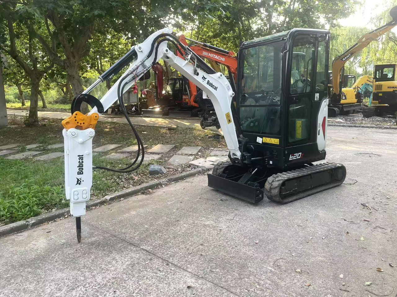 BOBCAT E20Z - Міні-екскаватор: фото 2 BOBCAT E20Z - Міні-екскаватор: фото 2